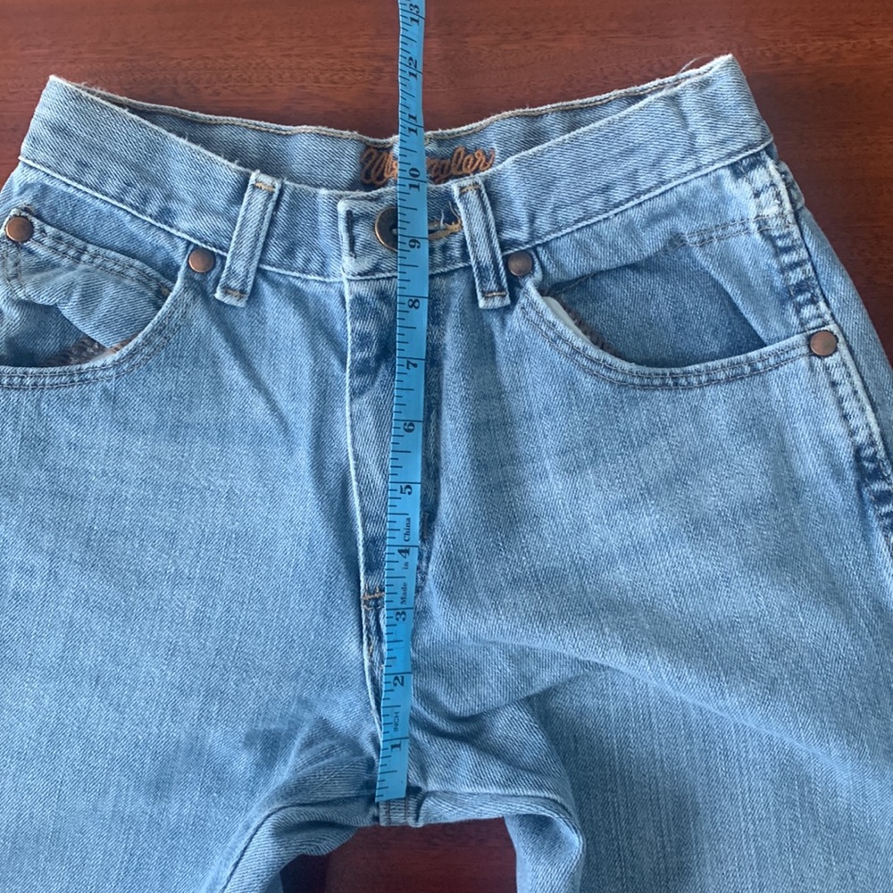 Boys wrangler boot cut jean - Picture 2 of 10